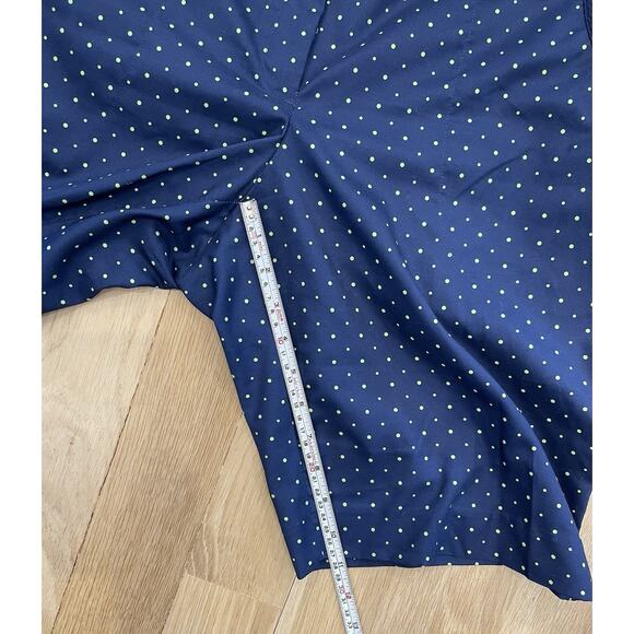 Izod Golf Women’s Shorts Navy Polka Dot Sizw 12 - Picture 4 of 8